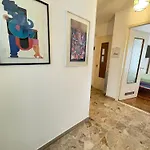 아파트 200m From The Sea, 3 Min From Porto Sole 산레모