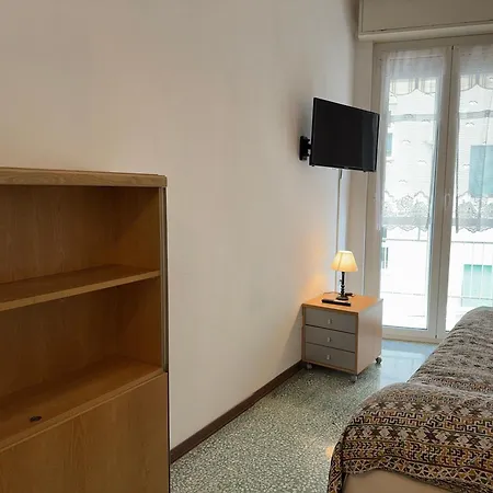 아파트 200m From The Sea, 3 Min From Porto Sole 산레모